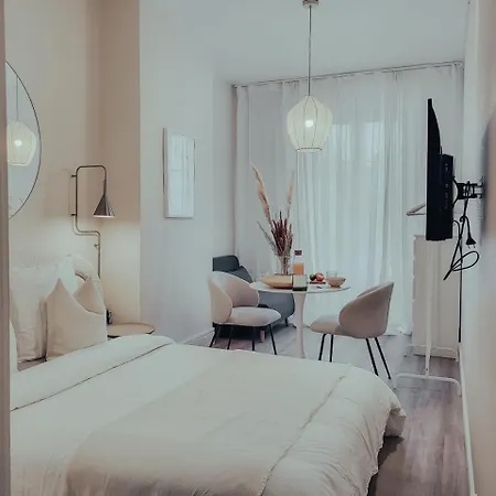Suite Onega Lyon Extérieur photo